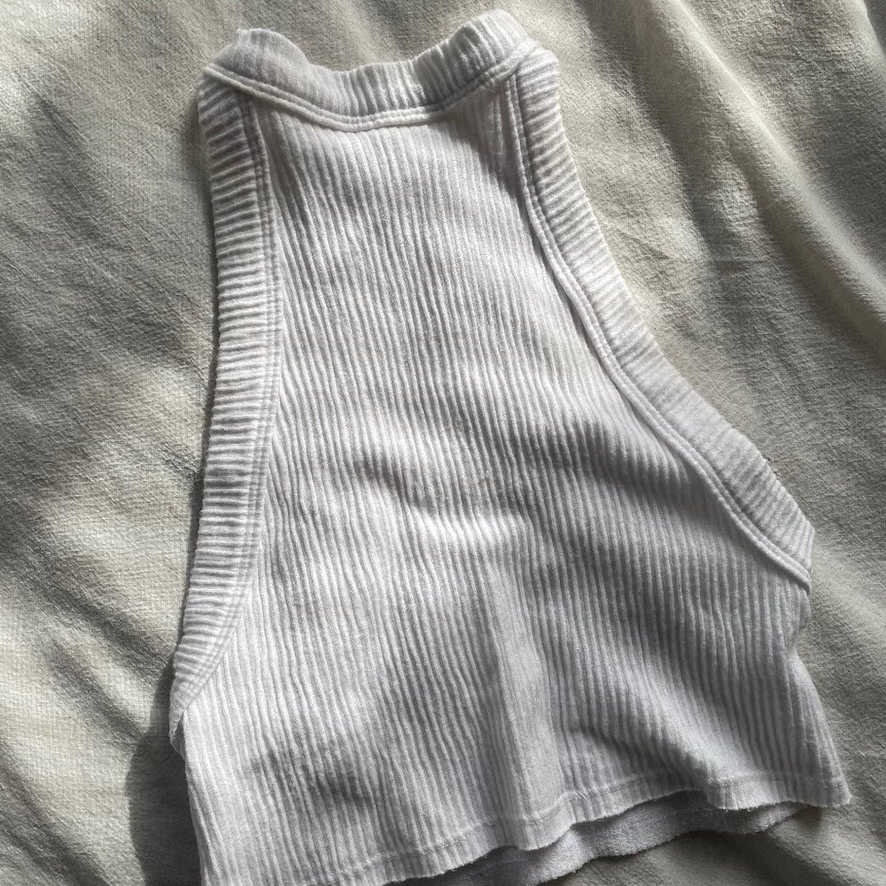 UO Mock Neck Ribbed Crop Top Out From Under Never Worn Sz S